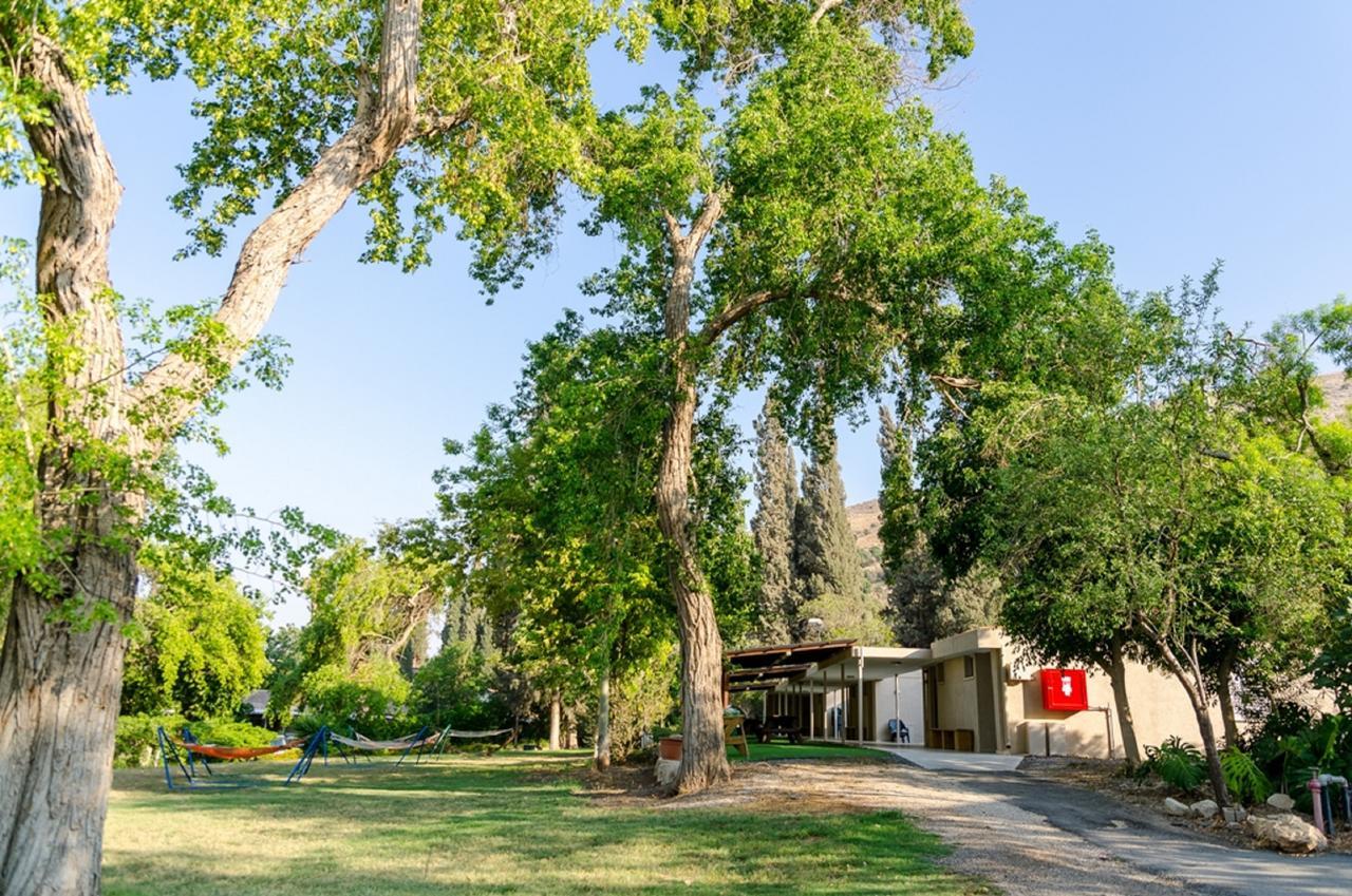 Bait Alfa Kibbutz Country Lodging Bet Alfa Exterior photo