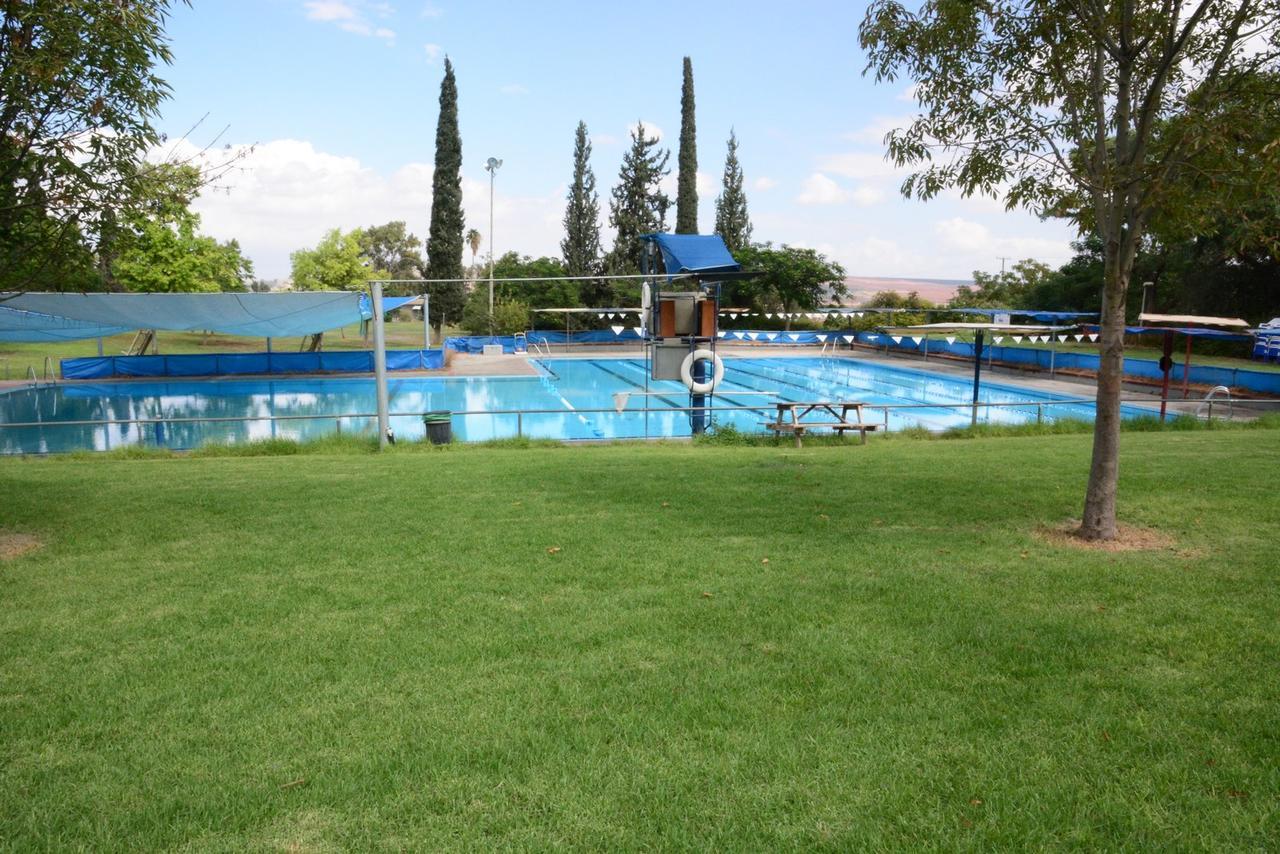 Bait Alfa Kibbutz Country Lodging Bet Alfa Exterior photo